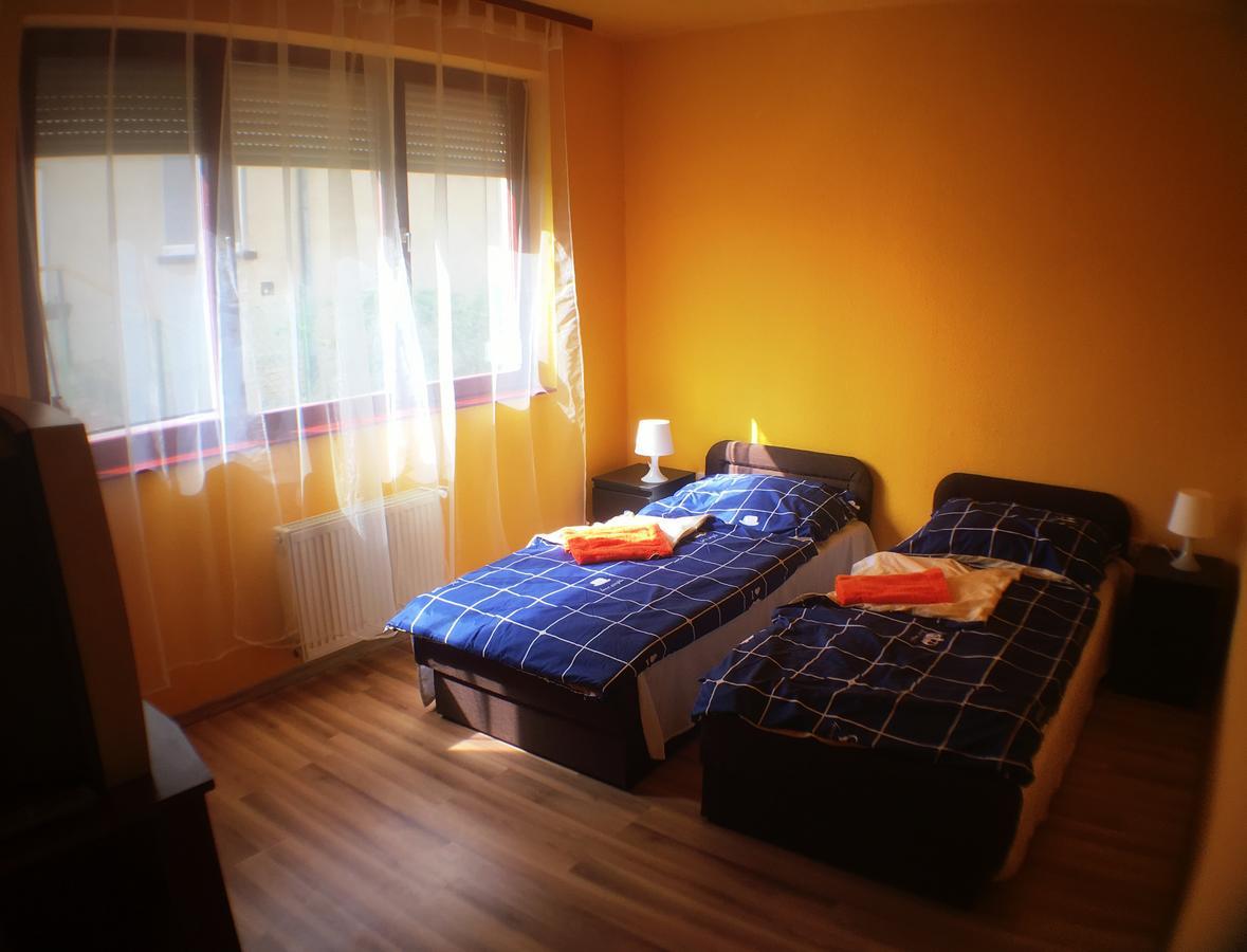 Bed and Breakfast Palota Panzió Budapest Esterno foto