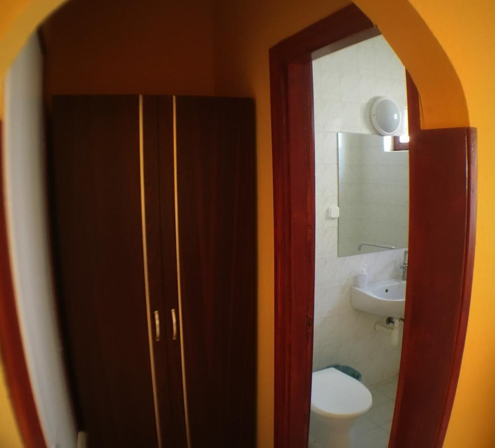Bed and Breakfast Palota Panzió Budapest Esterno foto