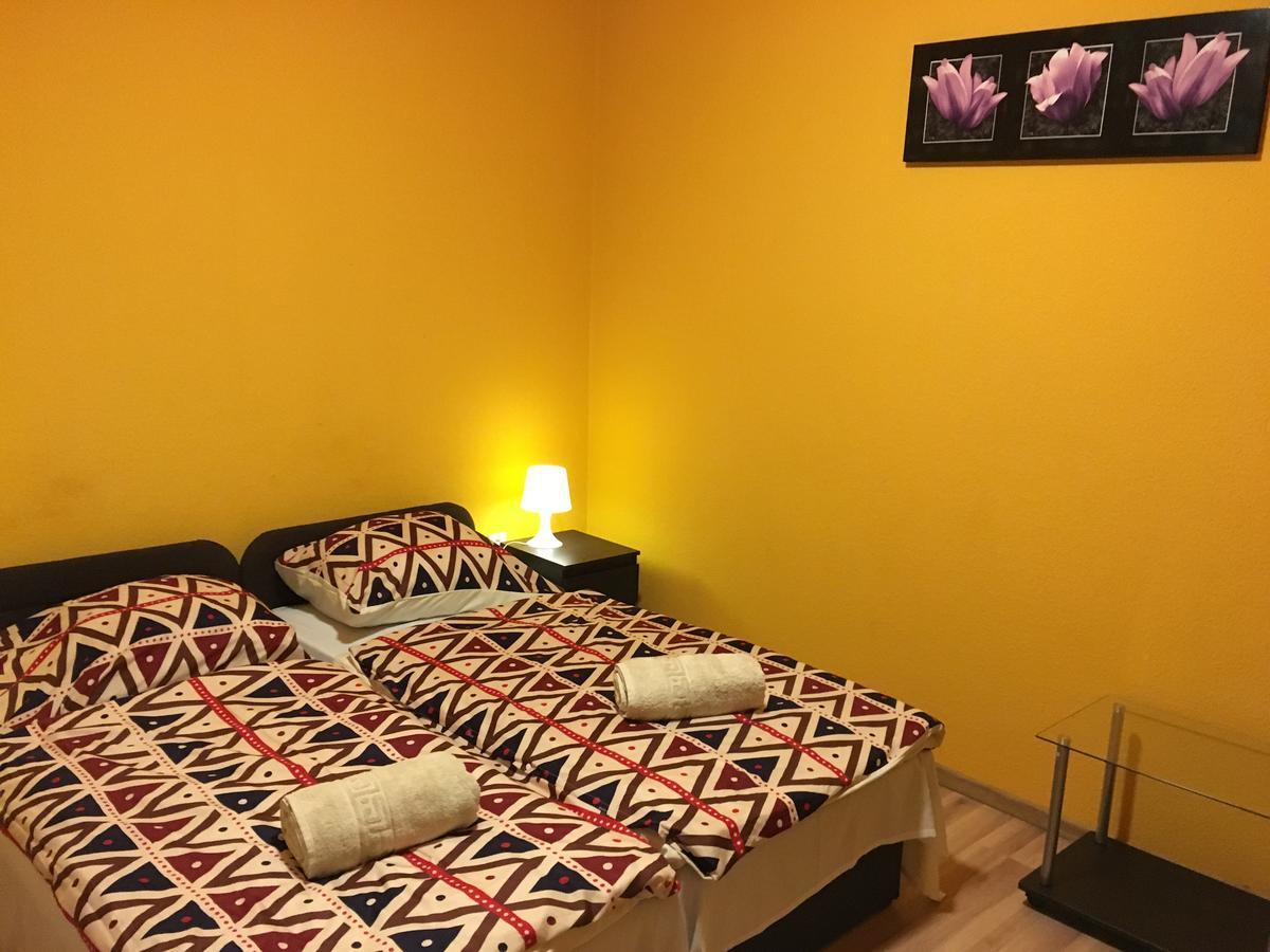 Bed and Breakfast Palota Panzió Budapest Esterno foto